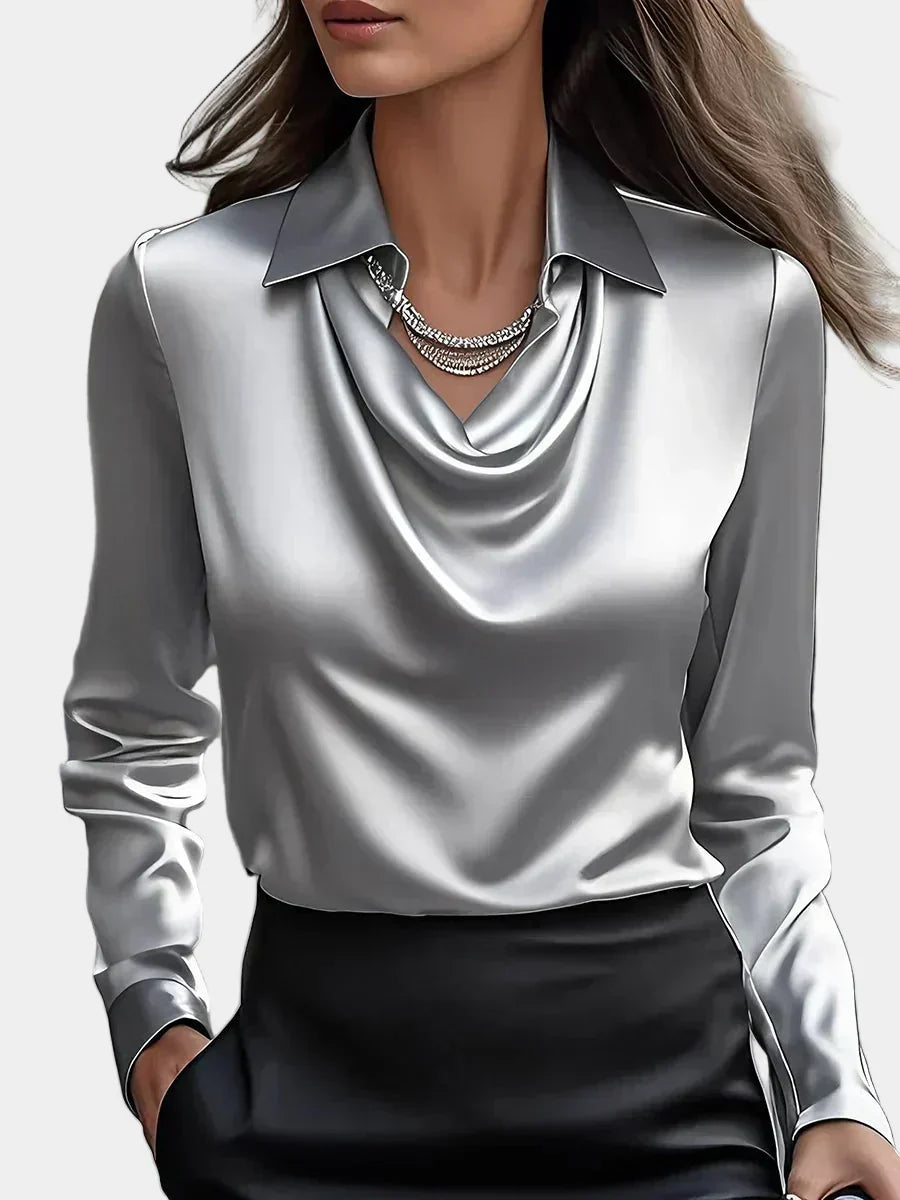 Elegantna Bela Satenska Bluza s Draper Dekolteom