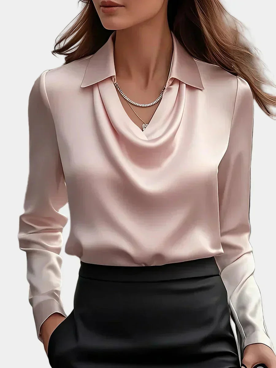 Elegantna Bela Satenska Bluza s Draper Dekolteom