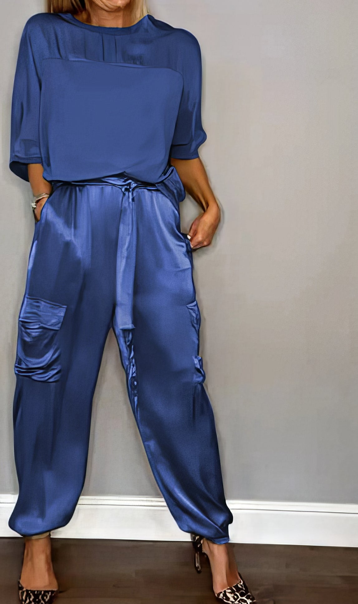 Živana | Kompletna majica od dva dela i cargo pantalone Chic