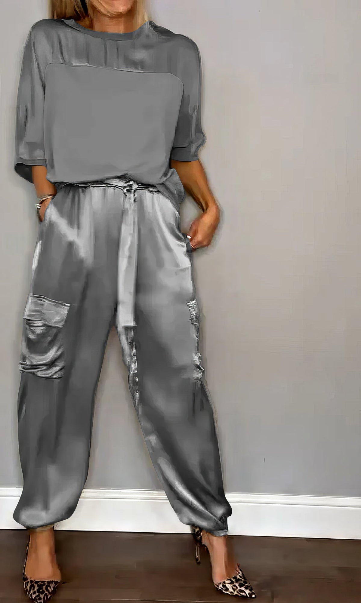 Živana | Kompletna majica od dva dela i cargo pantalone Chic